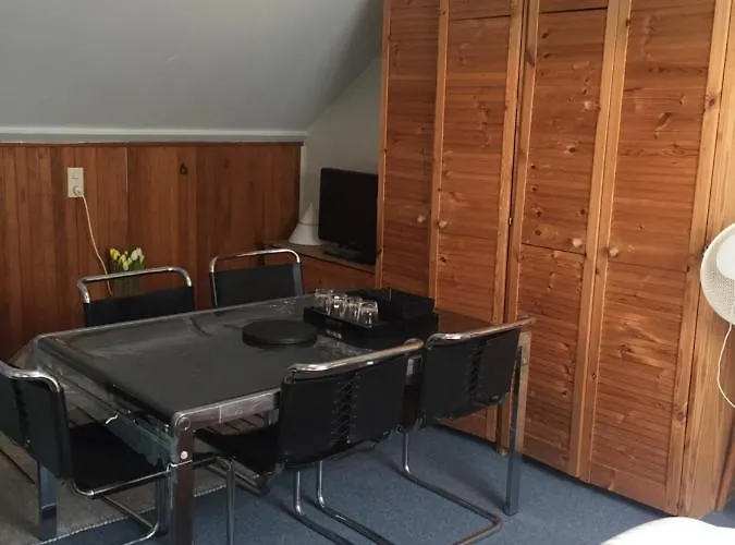 Gasthuis Cozy In Residential