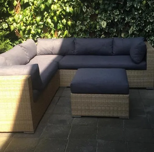 Cozy In Residential Gasthuis