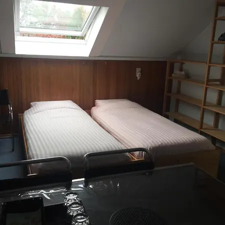 Cozy In Residential - Free Parking 3*